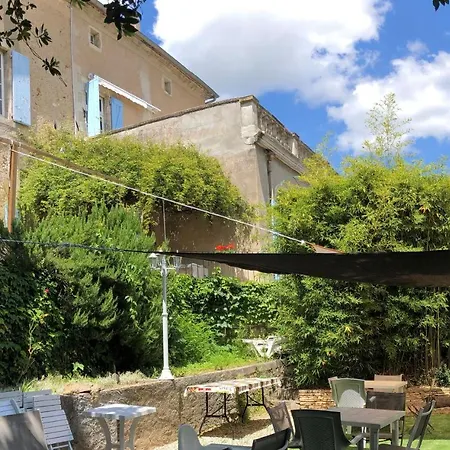 فندق مبيت وإفطار Maison De Mallast Montolieu