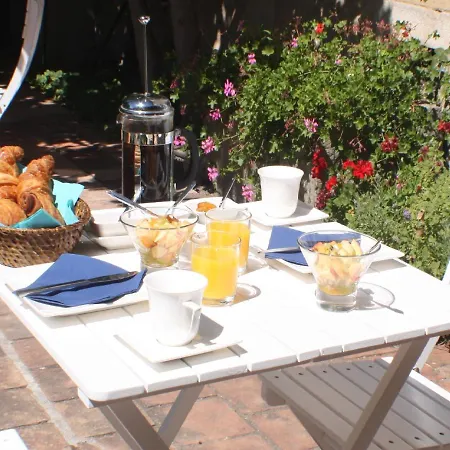 Maison De Mallast Frühstückspension 3*