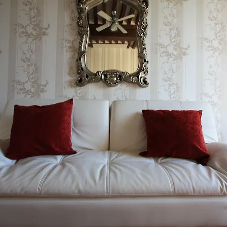 Maison De Mallast Frühstückspension 3*