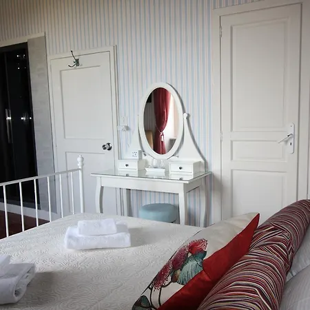 Maison De Mallast 3* Montolieu