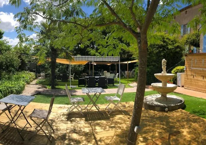 Maison De Mallast Bed & Breakfast 3*