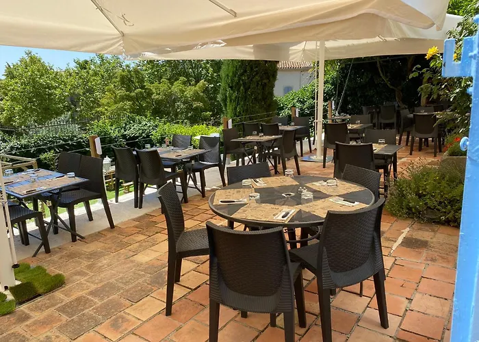 Maison De Mallast Bed & Breakfast 3*