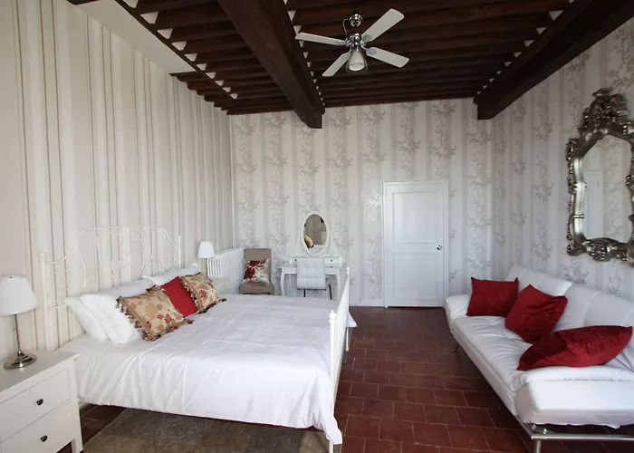 Maison De Mallast Bed & Breakfast