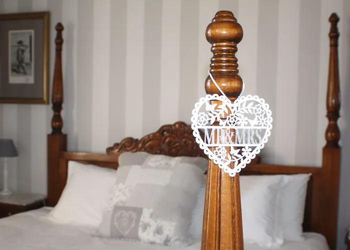 Maison De Mallast Montolieu