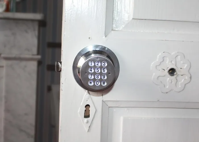 Maison De Mallast Bed & Breakfast 3*